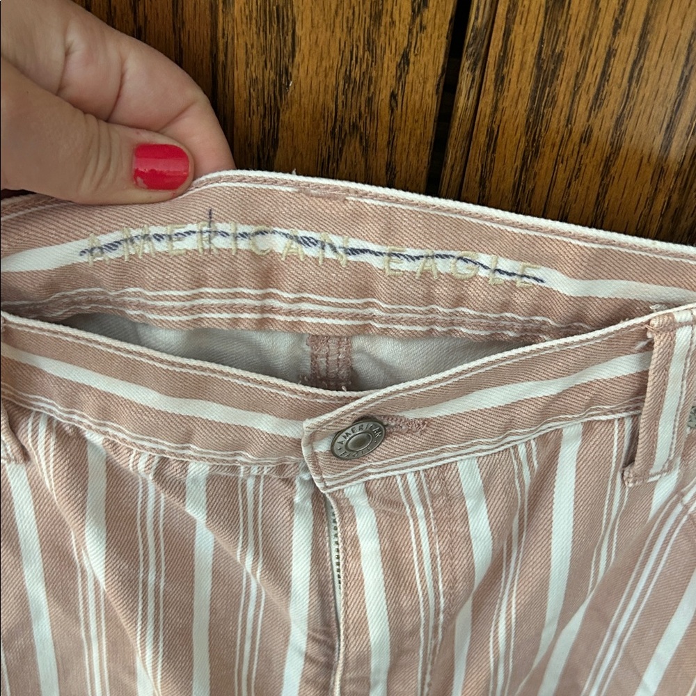 American Eagle Pink Striped Denim Mom Short shorts cotton comfortable jeans 18 - Picture 5 of 8